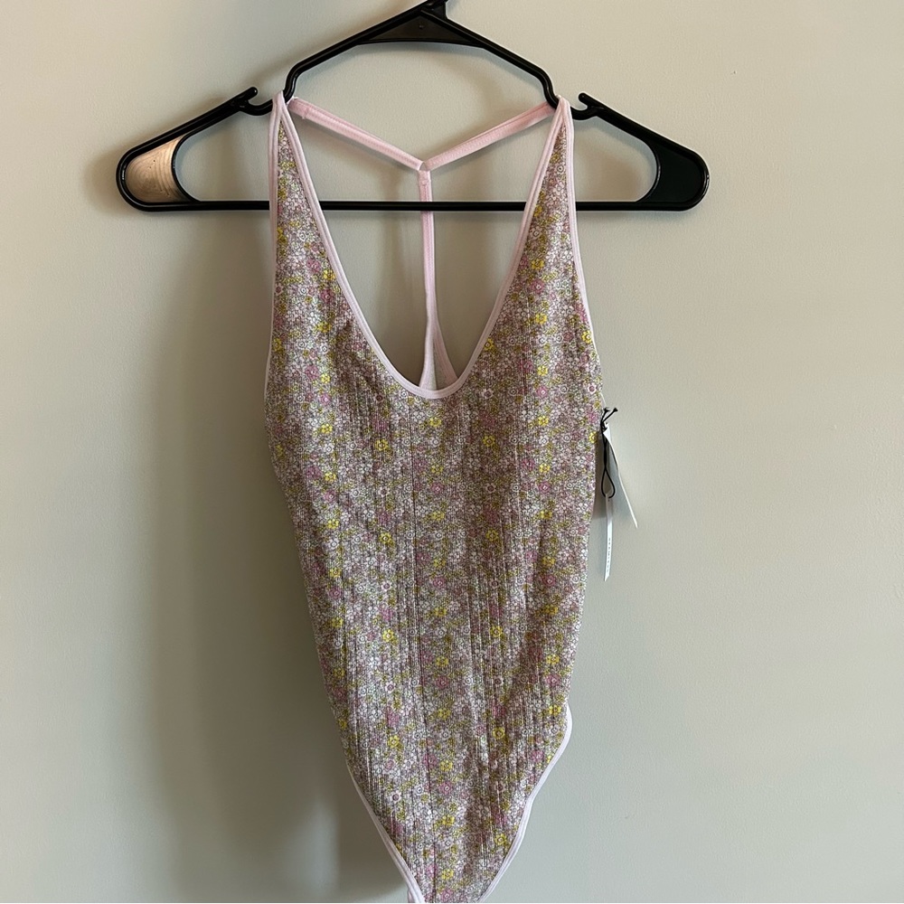 Forever 21 NWT Floral Bodysuit
